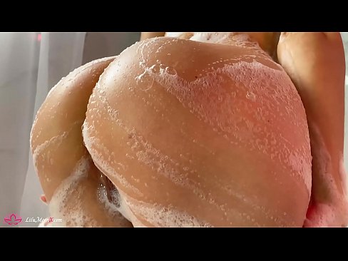❤️ Brineta masturbira macu vibratorom do intenzivnog orgazma pod tušem ❤️ Seks video na hr.ladyxxxporno.ru ❤